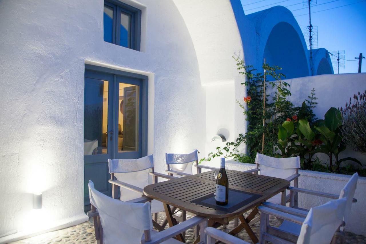 Onirondas Villas Fira  Exterior photo